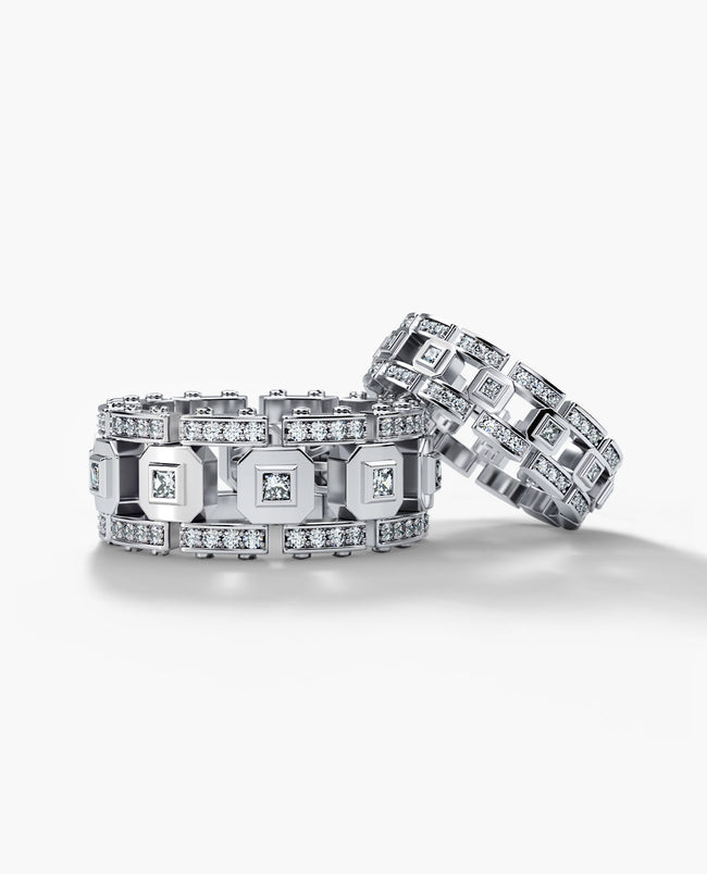 LA PAZ Gold Matching Diamond Wedding Band Set