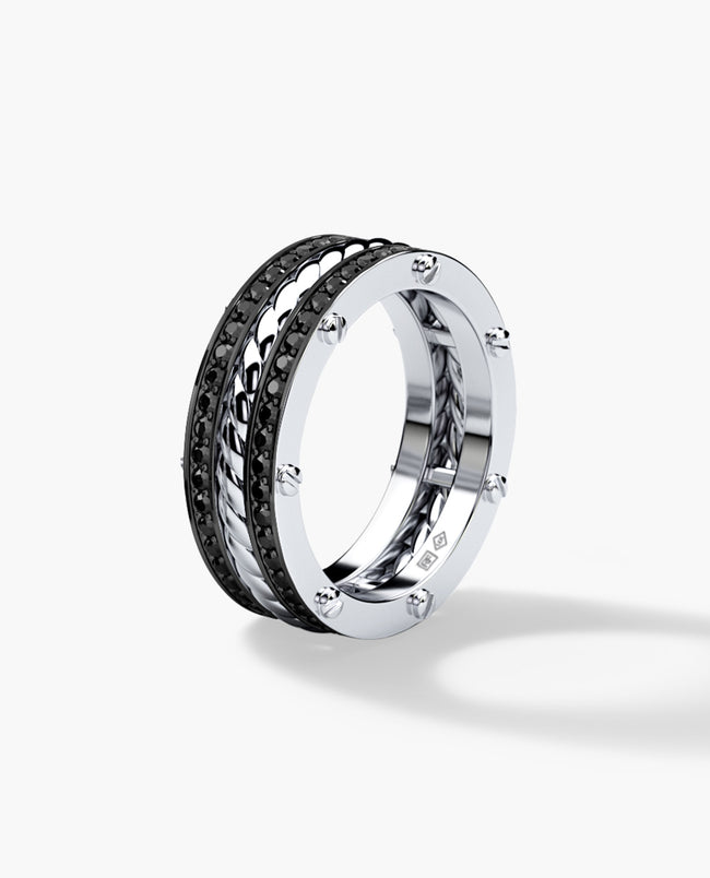 ROPES Gold Ring with 0.70ct Black Diamonds