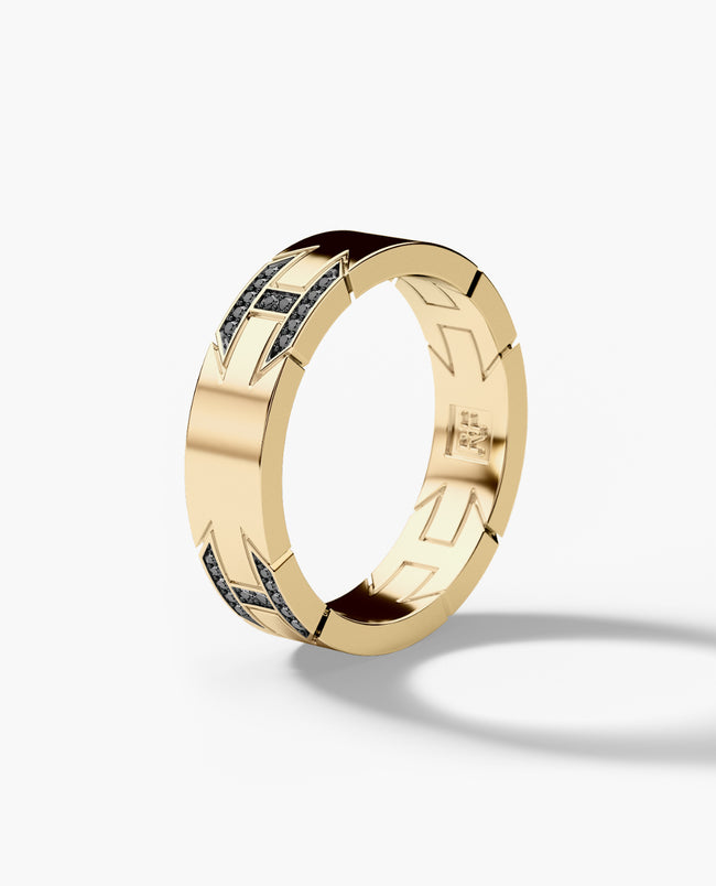 BRIGGS Gold Ring with 0.30ct Black Diamonds