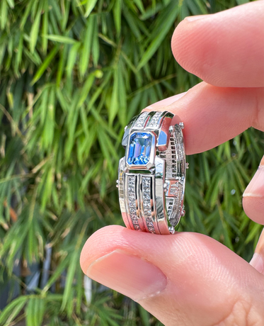CLEBURNE Gold Statement Ring with 2.20ct Sapphire and Diamonds