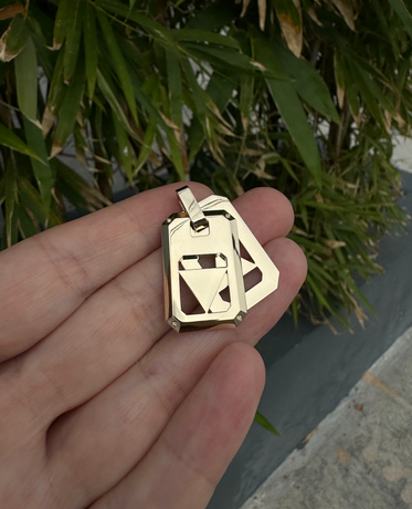 STAR OF DAVID Dog Tag Pendant in Gold
